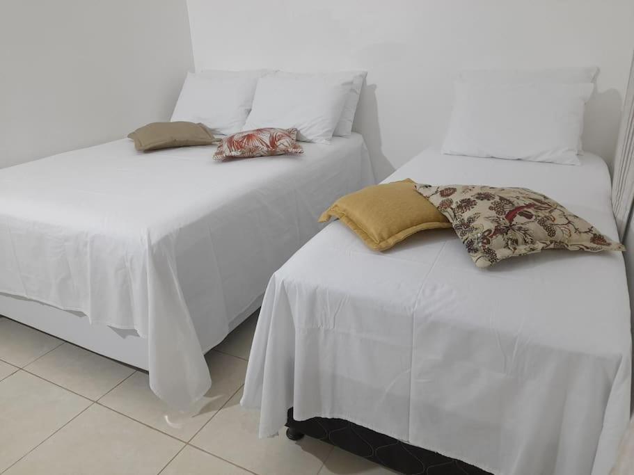 Apartamento Praia Coroa Vermelha Com Churrasqueira サンタ・クルース・カブラーリア エクステリア 写真